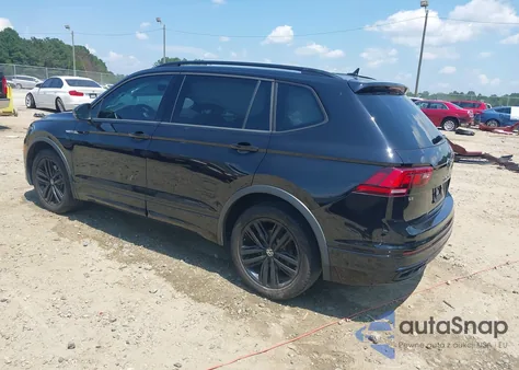 2022 Volkswagen Tiguan 2.0T Se R-Line Black z USA, uszkodzony, nr VIN 3VVCB7AX0NM058630